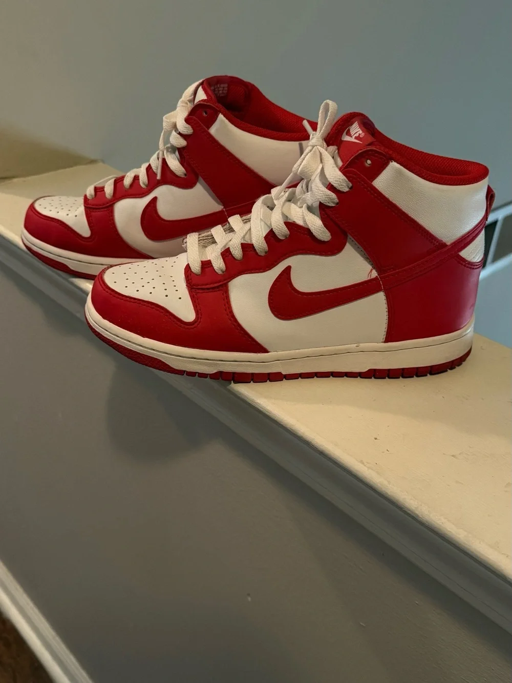 Nike High Top Sneakers - White & Red